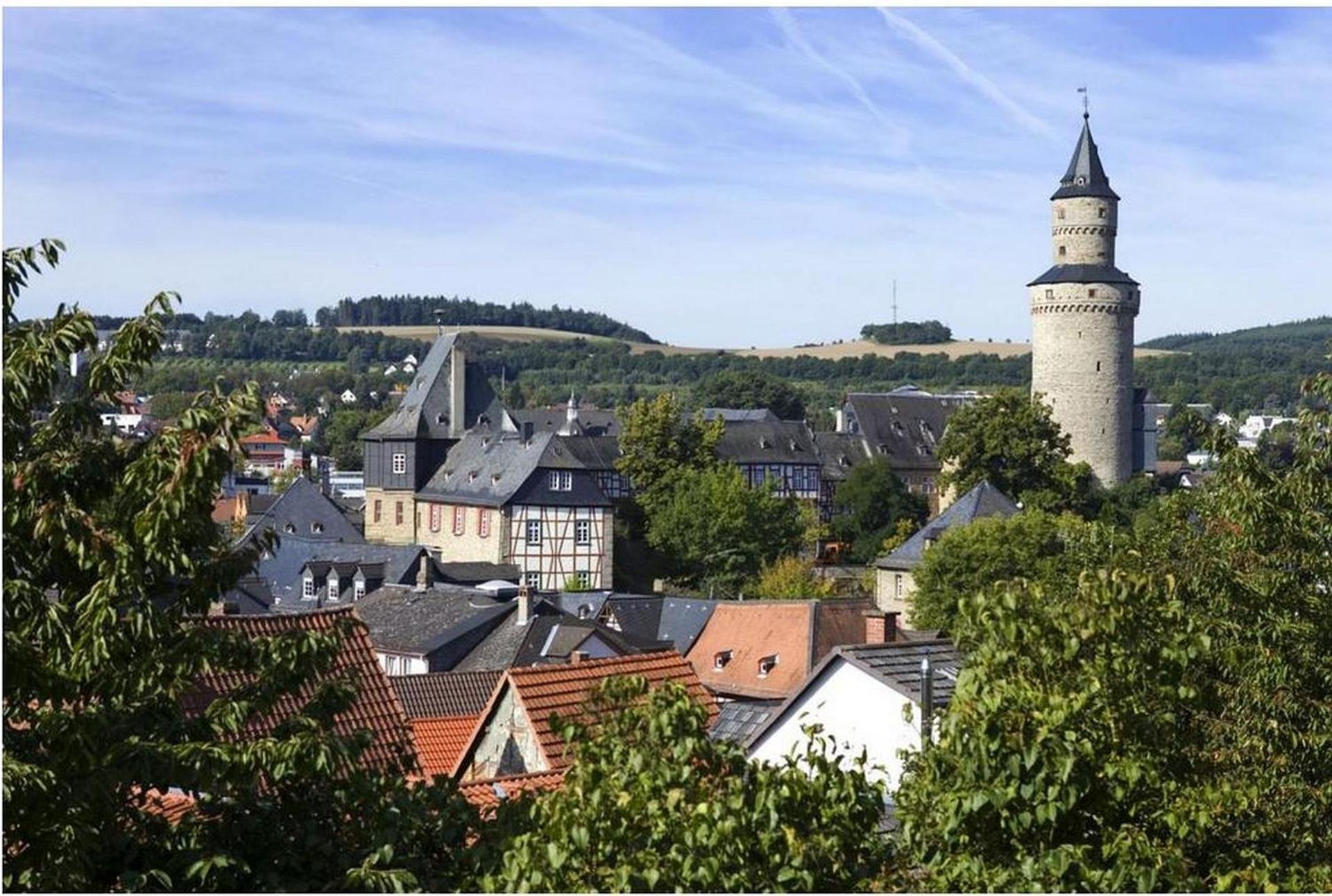 Nette Ferienwohnung Mit Eigenem Eingang Und Sonnenterrasse Idstein Buitenkant foto