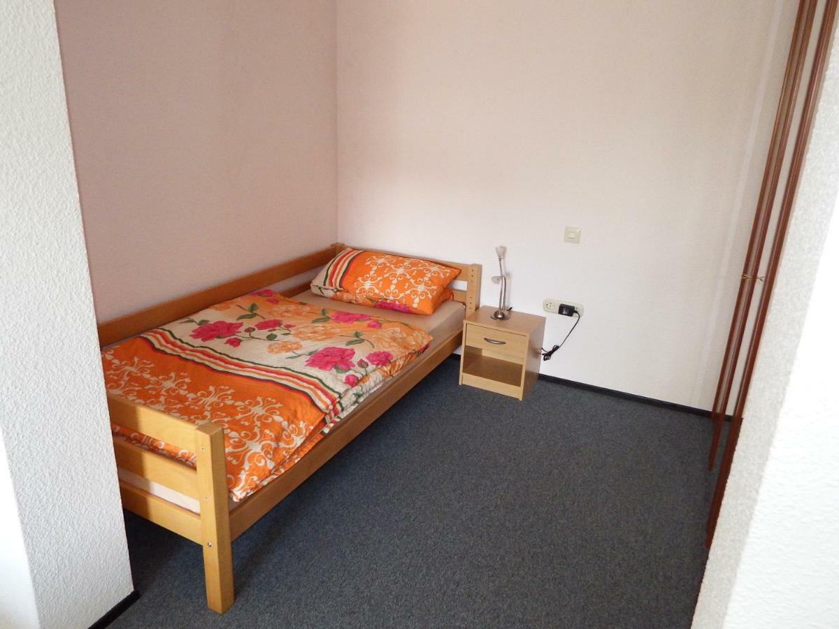 Nette Ferienwohnung Mit Eigenem Eingang Und Sonnenterrasse Idstein Buitenkant foto